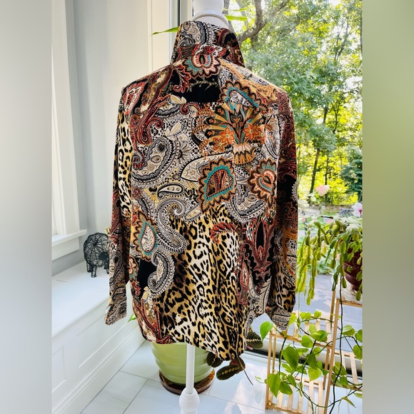 Chico’s 100% cotton no iron top - Picture 5 of 7